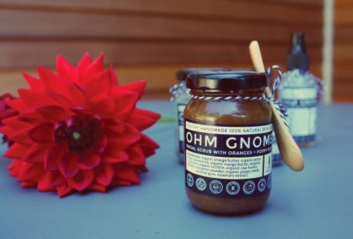 Dry Face Scrub with Oranges + Poppy Seeds